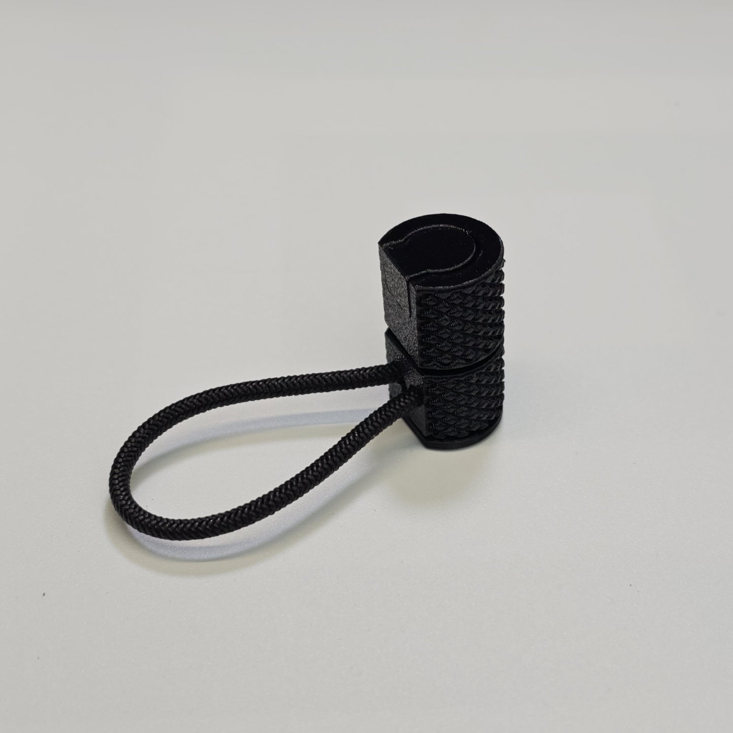 Tarp Nut (Black)