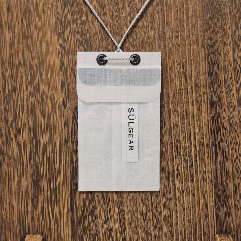 Adventure Wallet (White)